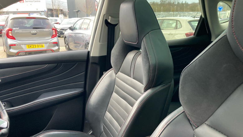 MG Hs 1.5 T-GDI PHEV Exclusive 5dr Auto Hatchback